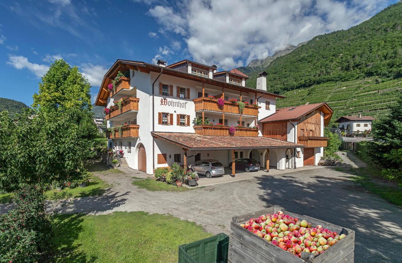 Ferienwohnung Wohnhof Algund Exterior foto